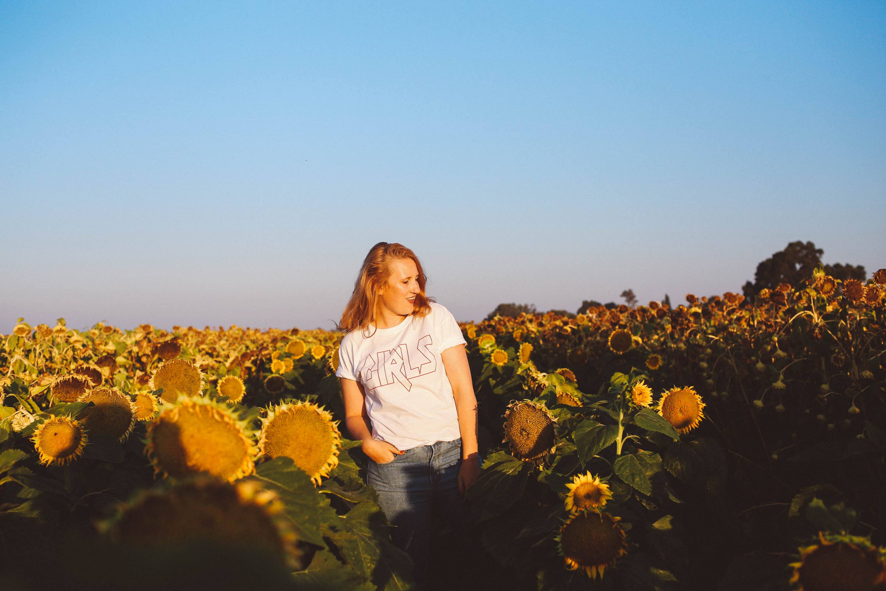 sunflower fields dixon girls white tee skinny jeans