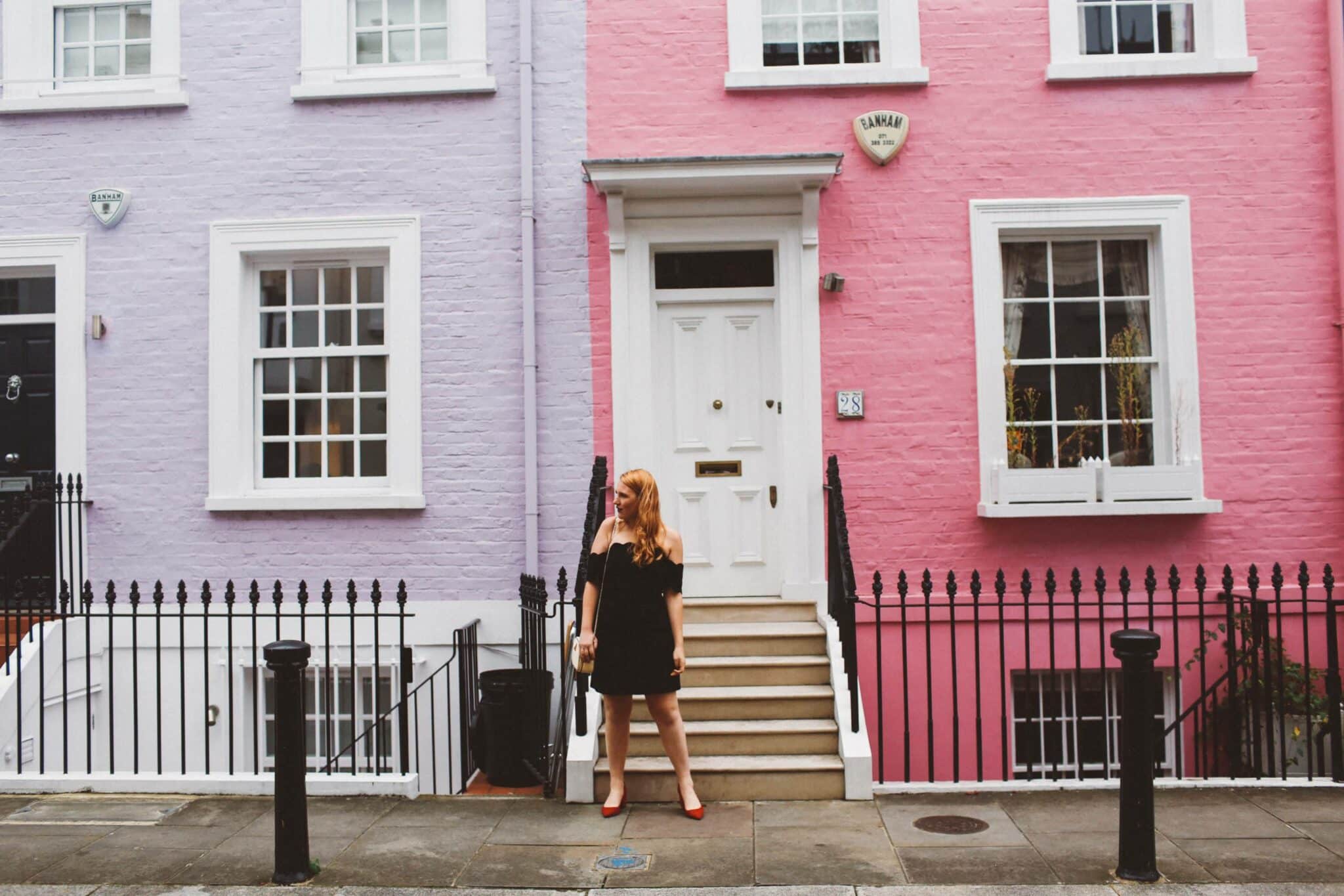 London Notting Hill Pink House outfit