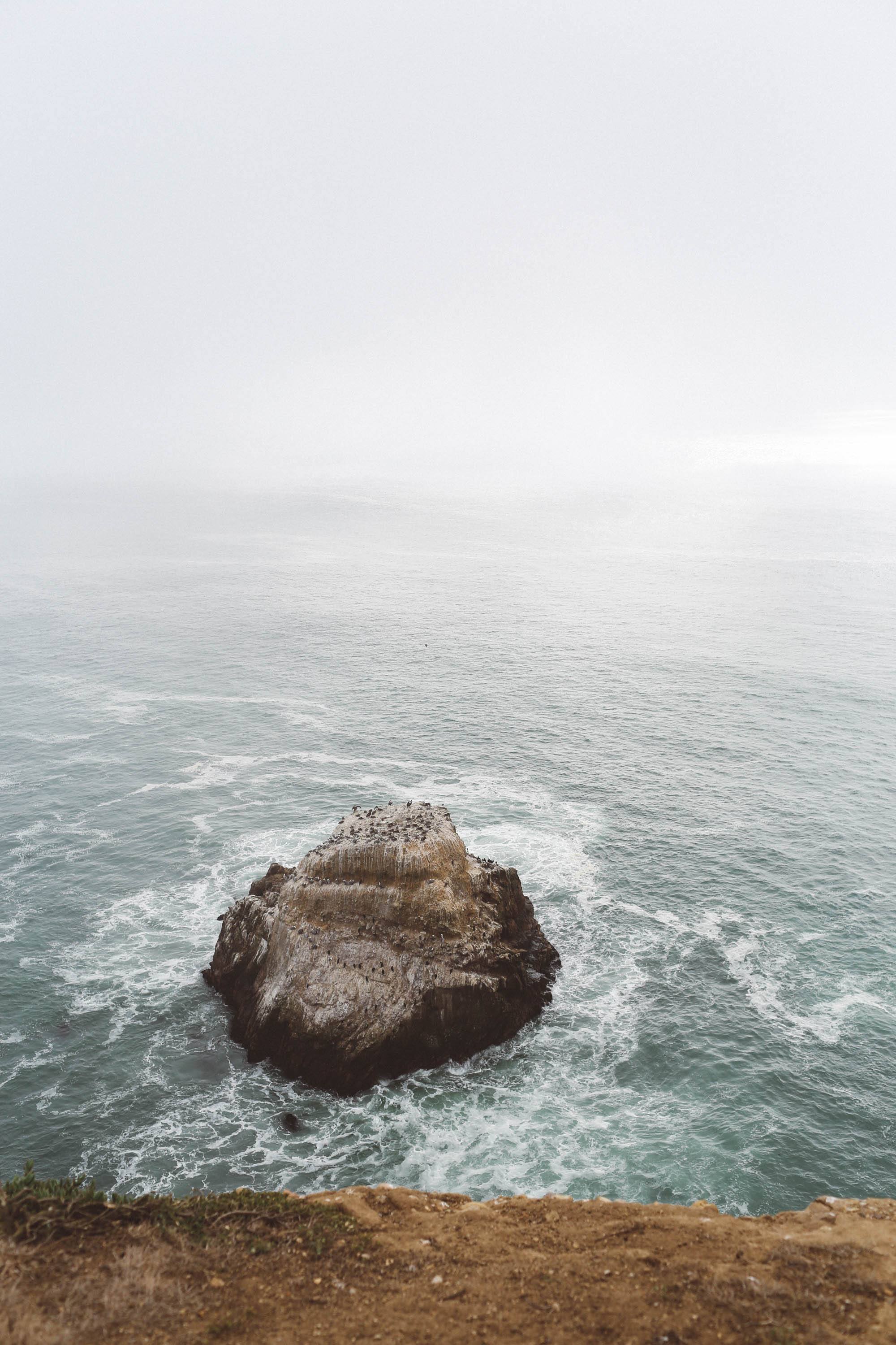 Ocean waves rocks