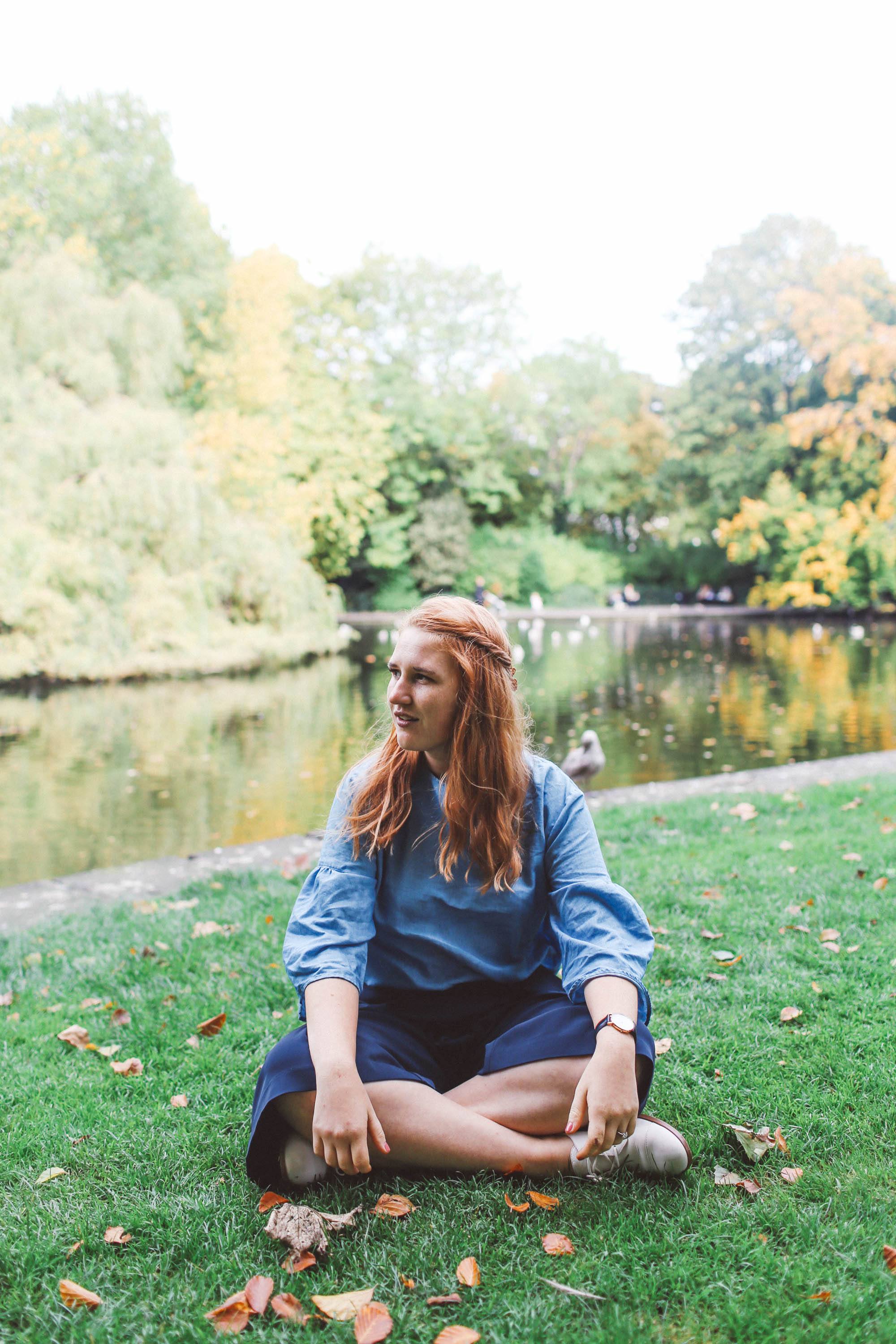 stephens green park ireland blue shirt woman