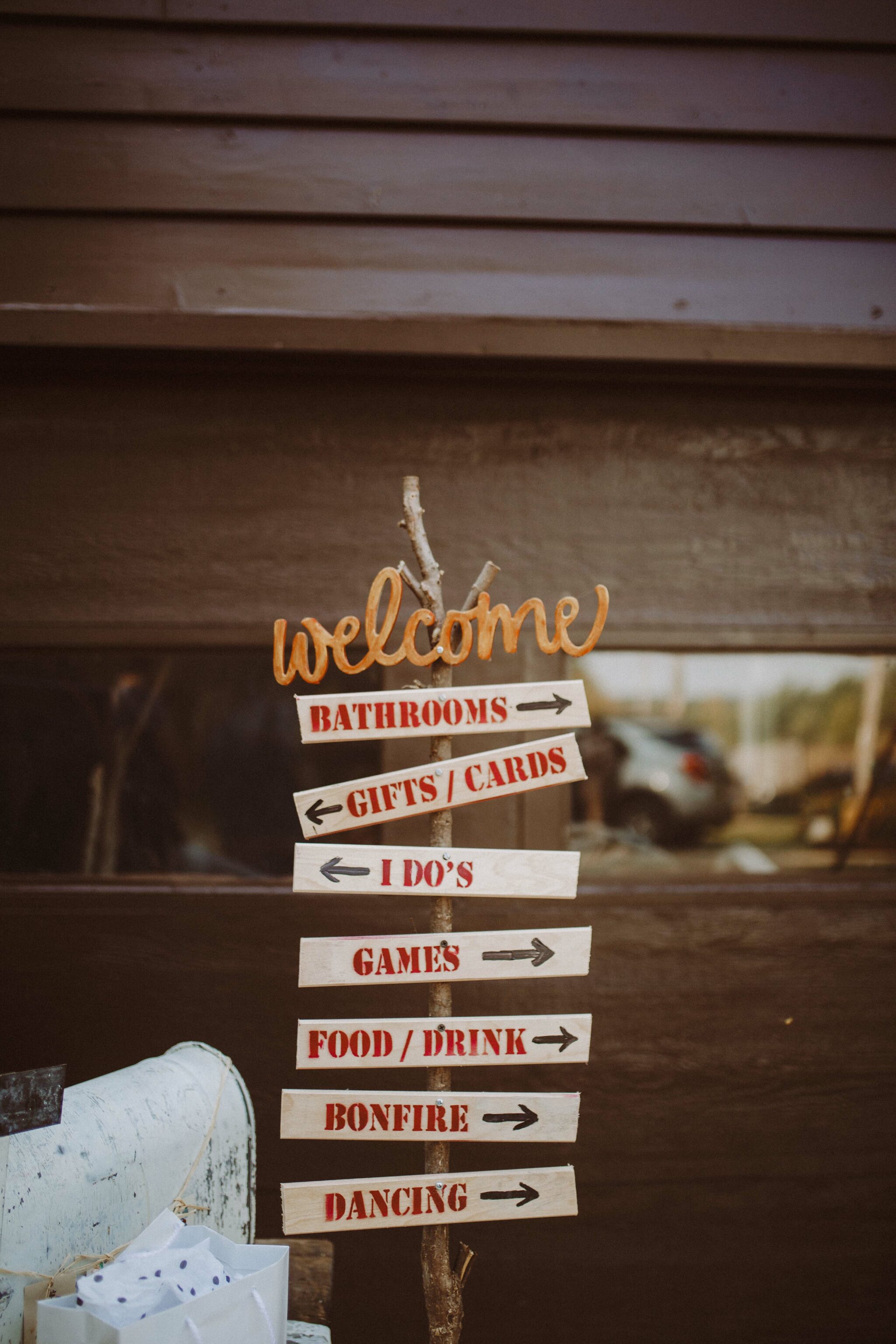 wedding rustic sign arrows