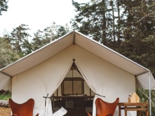 Glamping tent with porch