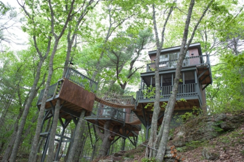 10 Cool Treehouse Airbnb's You'll Want To Sleep In