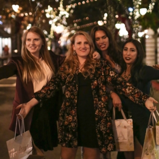 Women with shopping bags at santana row