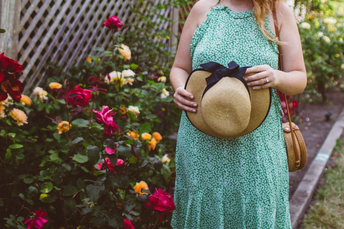 What To Wear To A Summer Backyard Wedding
