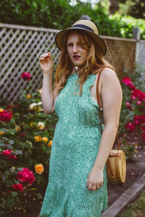 What To Wear To A Summer Backyard Wedding
