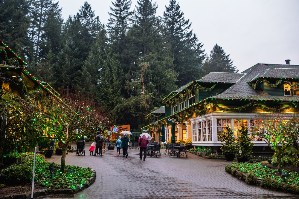 Victoria City Butchart Gardens Christmas Tour by Ferry from