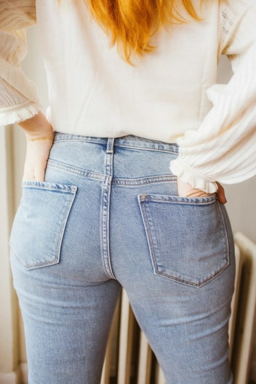 How To Style A White Sweater & Blue Jeans For Spring - Whimsy Soul