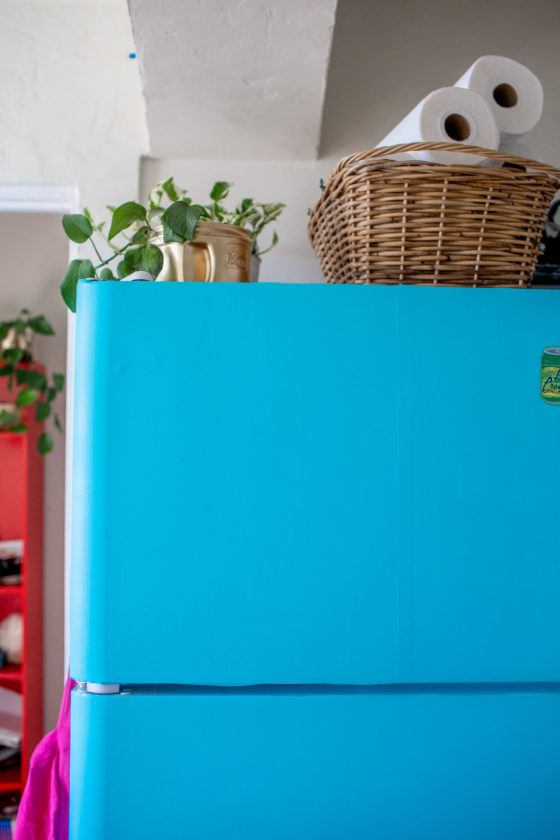 DIY How I Put Contact Paper On My Fridge (Before & After Photos!)