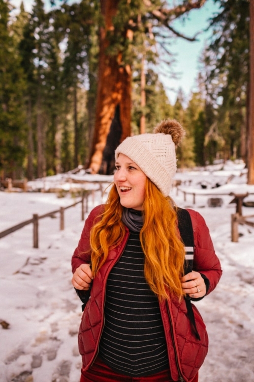 Cute (Yet Practical) Winter Hiking Outfits + Gear For Snow Adventures