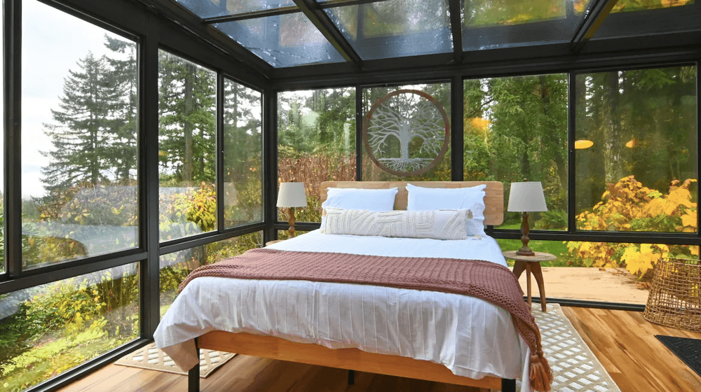 11 Best Cabin Rentals in Oregon Romantic AFrames, Hot Tubs With Views