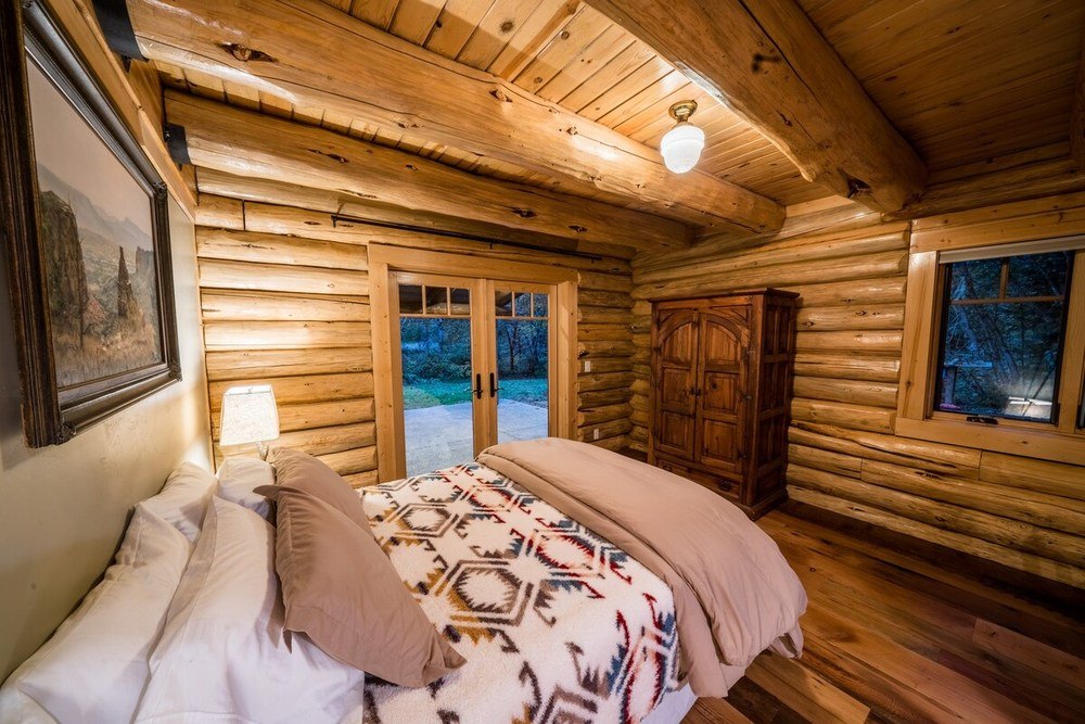 11 Best Cabin Rentals in Oregon Romantic AFrames, Hot Tubs With Views