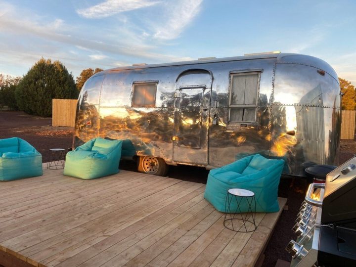 13 Coolest Grand Canyon Airbnbs: Cabins, Stargazing Huts, Glamping & More!