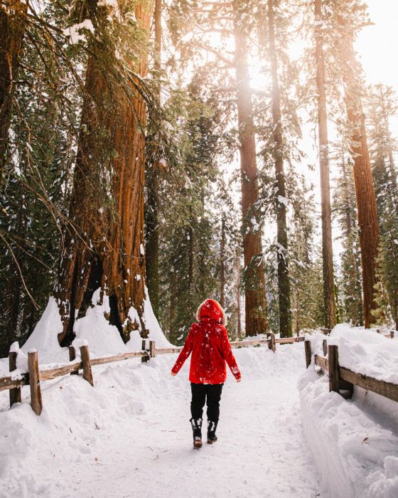 Cute (Yet Practical) Winter Hiking Outfits + Gear For Snow Adventures