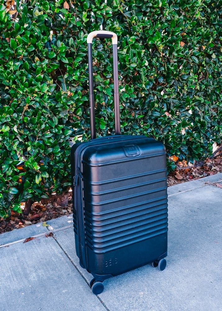 https://whimsysoul.com/wp-content/uploads/2021/10/Whimsy-Soul-Beis-luggage-review-travel-bags-113.jpg