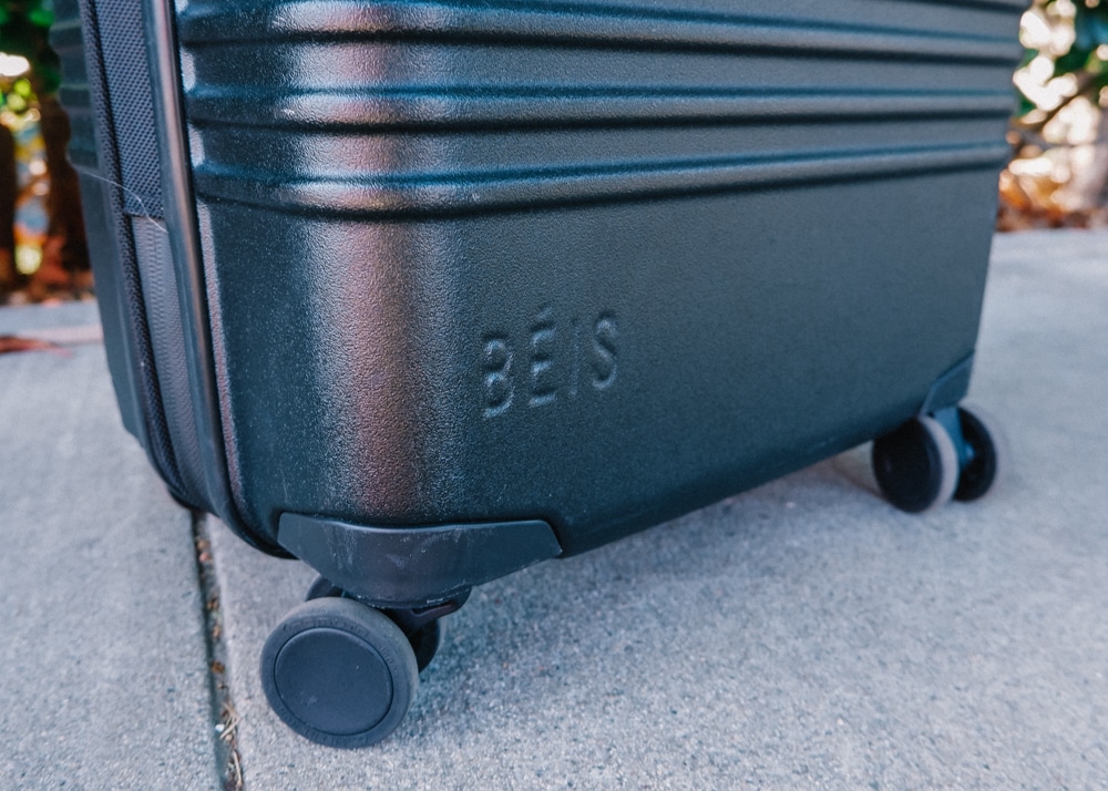 Béis Luggage & Travel Bags