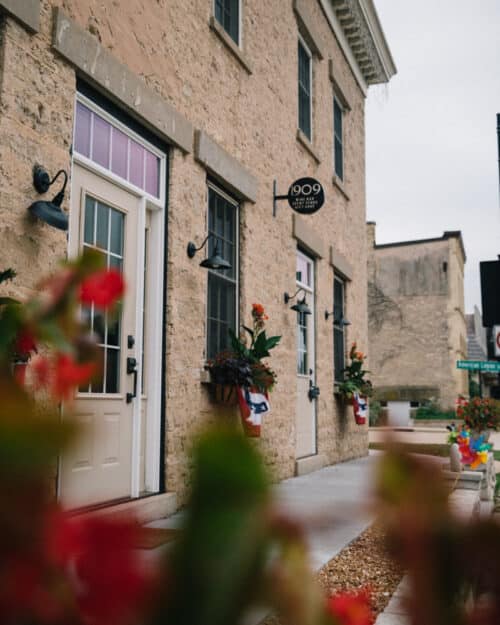 23 Best Wisconsin Wineries For Your Wine Tasting Weekend