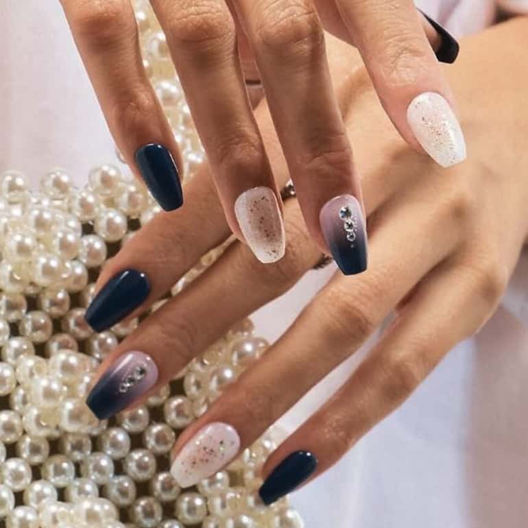 acrylic nails designs with diamonds
