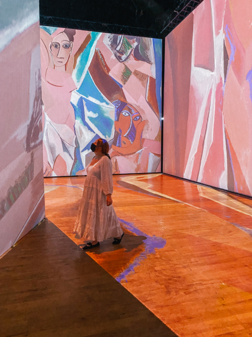 7 Tips For Visiting Imagine Picasso Exhibit (New Immersive Art Show!)