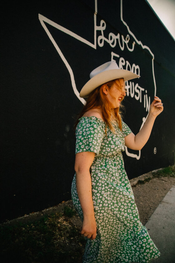 11 Austin Texas Outfits Ideas, Packing List Guide & What To Wear In Austin
