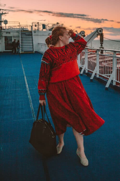 Lo And Sons Review 5 Reasons Travelers Adore These Bags For World Travel