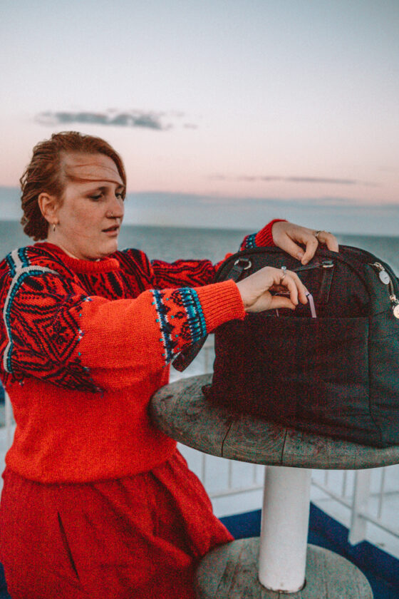 Lo And Sons Review 5 Reasons Travelers Adore These Bags For World Travel