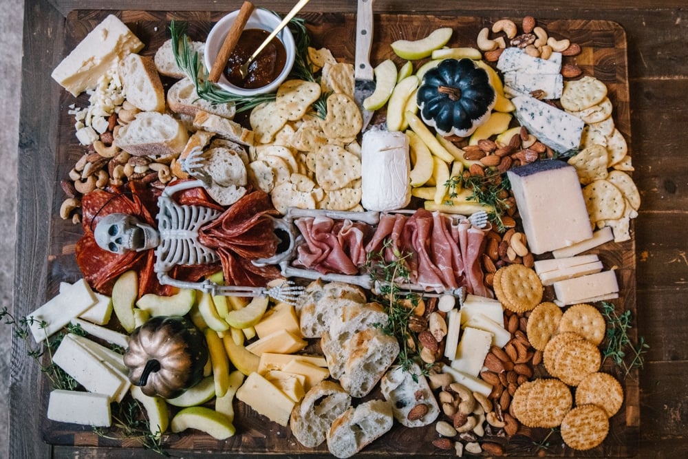 Tips for making tasty charcuterie boards at home for fall – The