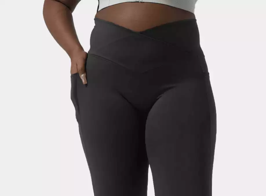 High-Waisted Crossover Leggings