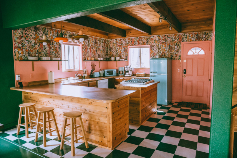 Best Arnold, CA Cabins For Your Mountain Getaway +Hot Tub!