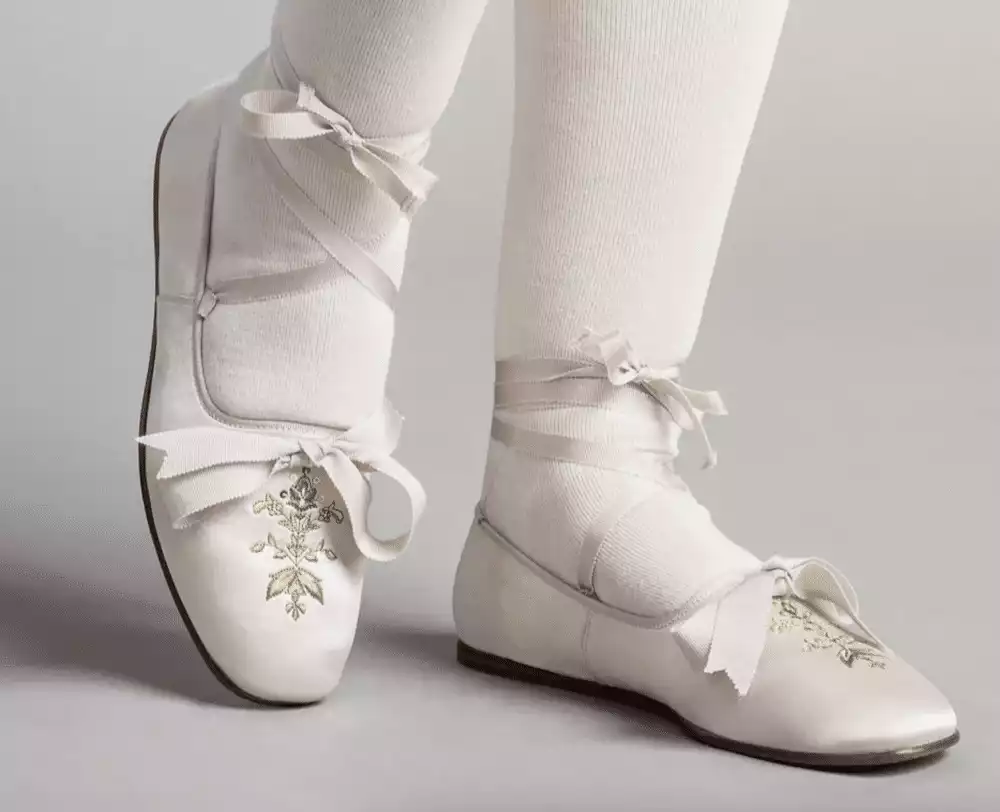 Penelope Ladies' Regency Slippers