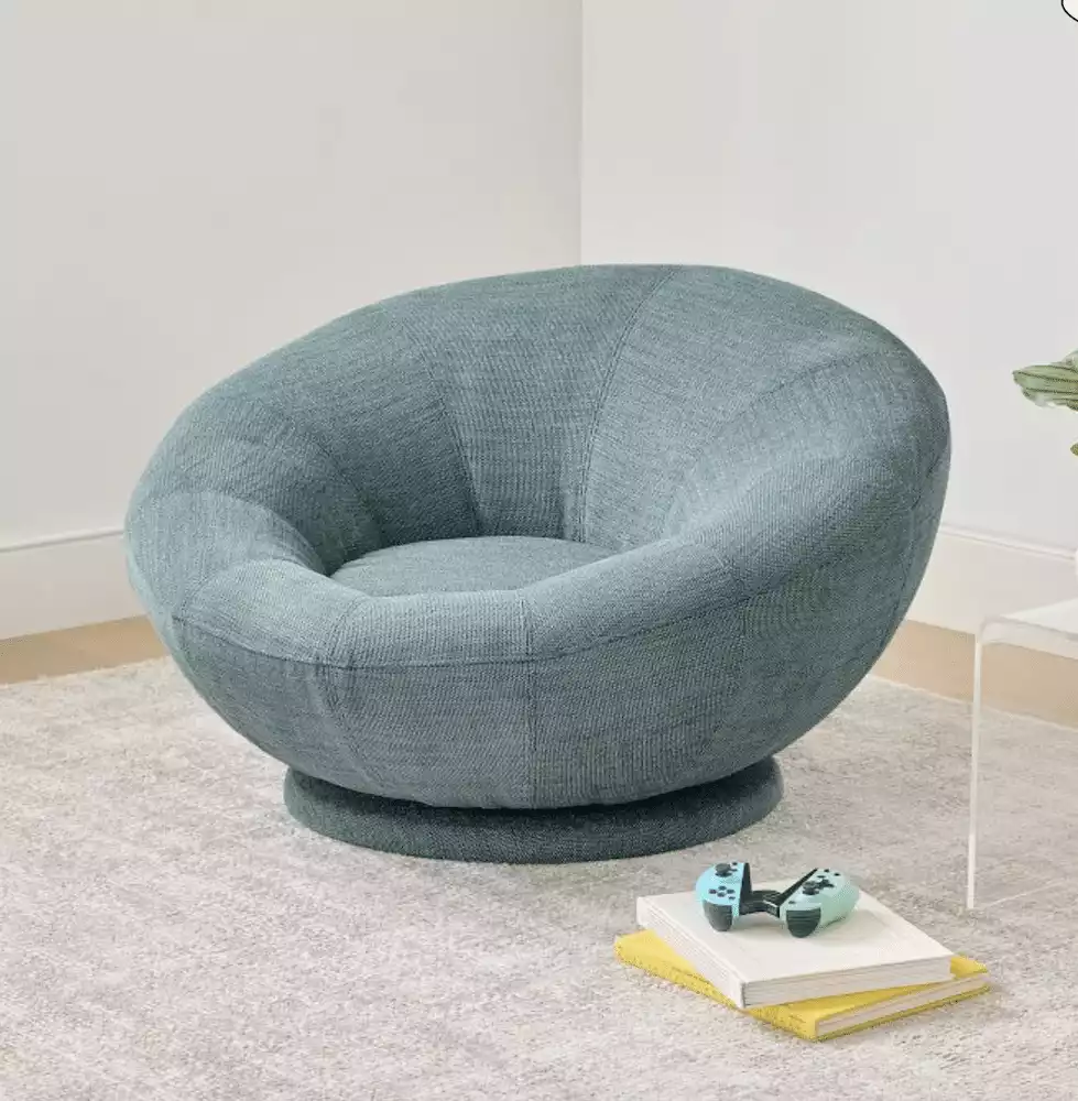 Petite Groovy Swivel Chair