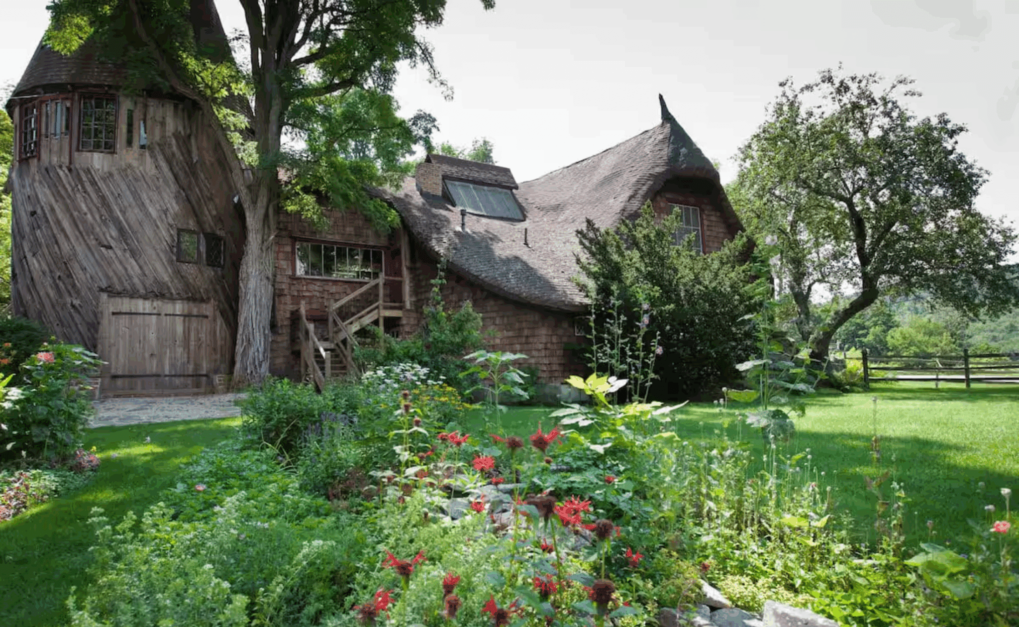 Whimsy Soul - coolest Airbnbs US 111 Whimsy Soul - coolest Airbnbs US 111